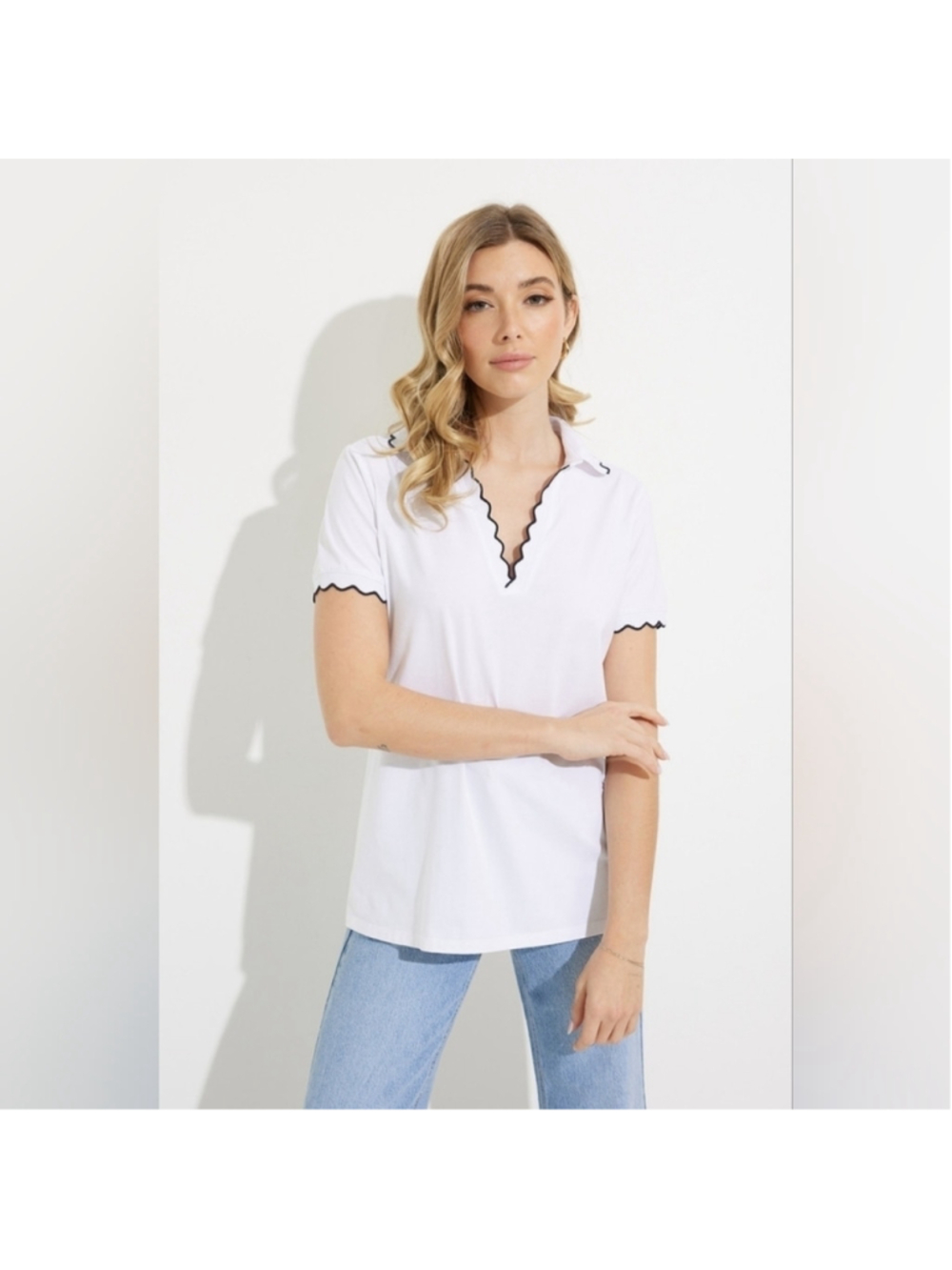 NWOT ORLY White Scallop Trim Top Polo Shirt